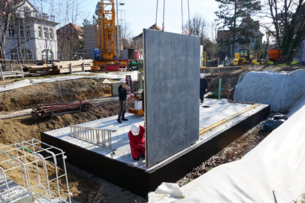 Aufstellen_der_CUBE_Wnde03302021Maximilian_Krmer03_800x467